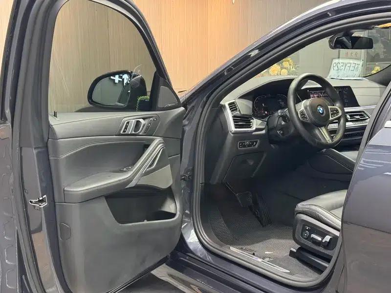 2021 BMW X6 xDrive30i M Sport Package — миниатюра 20
