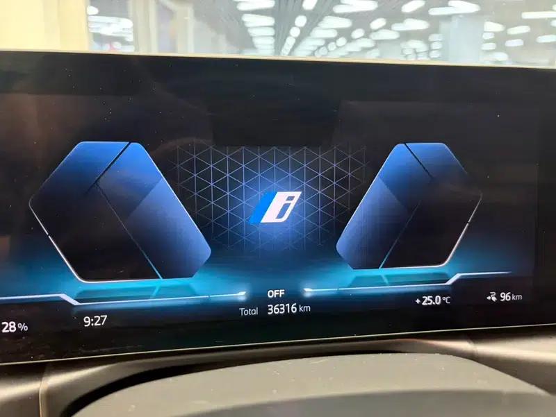 BMW i3 2023 eDrive35L — миниатюра 12