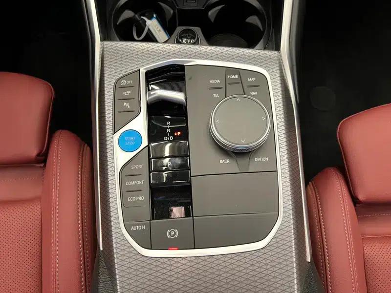 BMW i3 2025 eDrive40L Shadow Edition — миниатюра 11