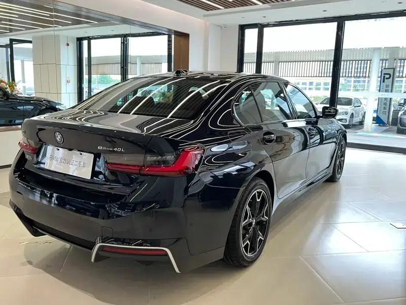 BMW i3 2025 eDrive40L Shadow Edition — миниатюра 6