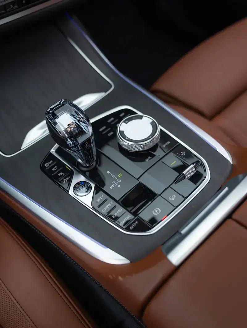 2019 BMW X7 xDrive40i Executive M Sport Package — миниатюра 15