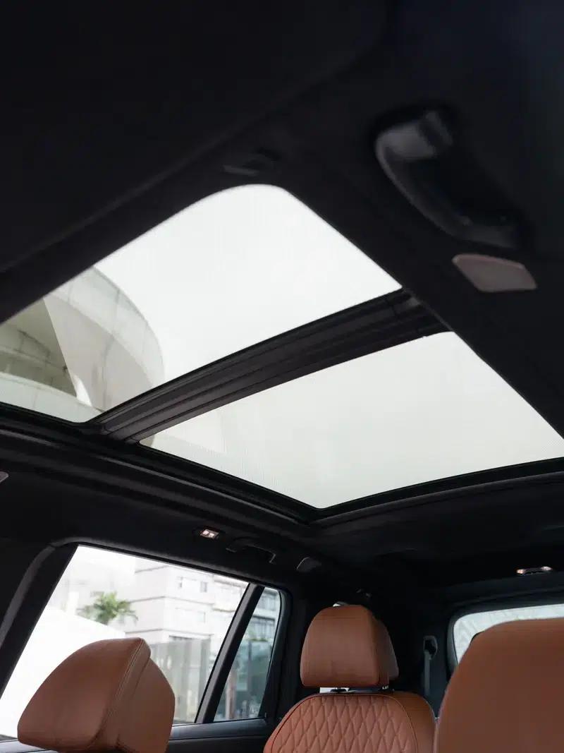 2019 BMW X7 xDrive40i Executive M Sport Package — миниатюра 21