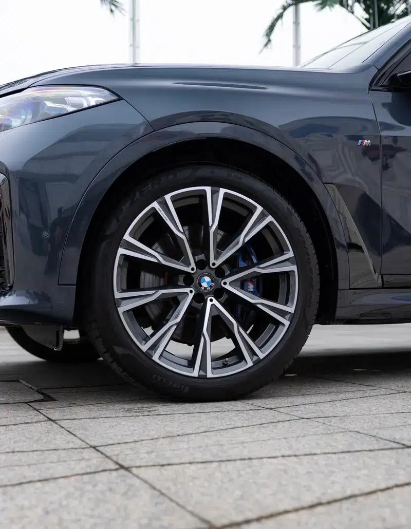 2019 BMW X7 xDrive40i Executive M Sport Package — миниатюра 7