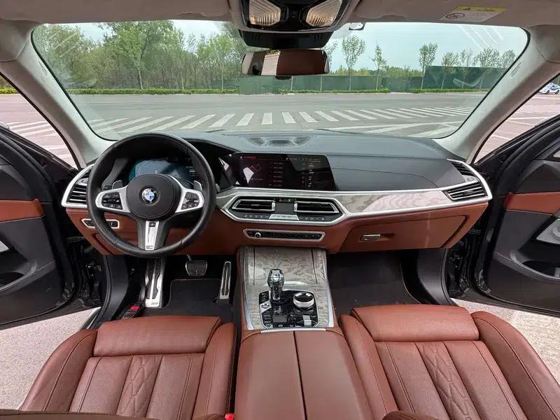 BMW X7 2021 Facelift xDrive40i Executive M Sport Package — миниатюра 13
