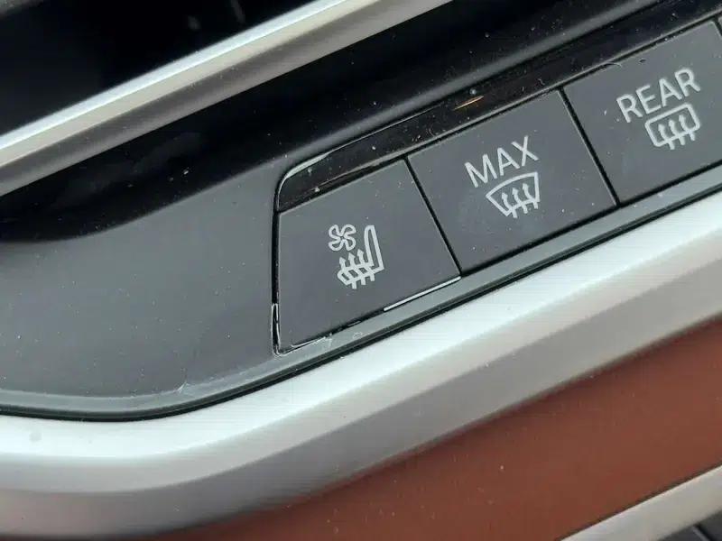 BMW X7 2021 Facelift xDrive40i Executive M Sport Package — миниатюра 10