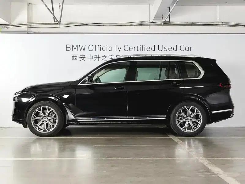 BMW X7 2024 xDrive40i Leading Luxury Package 7-seater — миниатюра 3