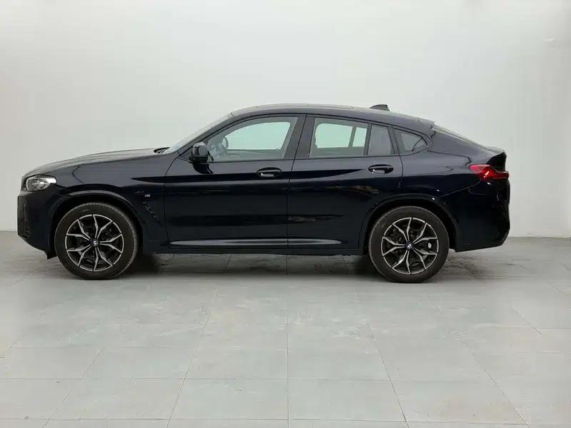 2022 BMW X4 xDrive 25i M Sport Package — миниатюра 3