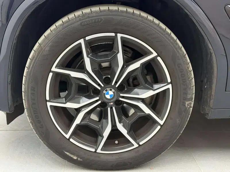2022 BMW X4 xDrive 25i M Sport Package — миниатюра 10