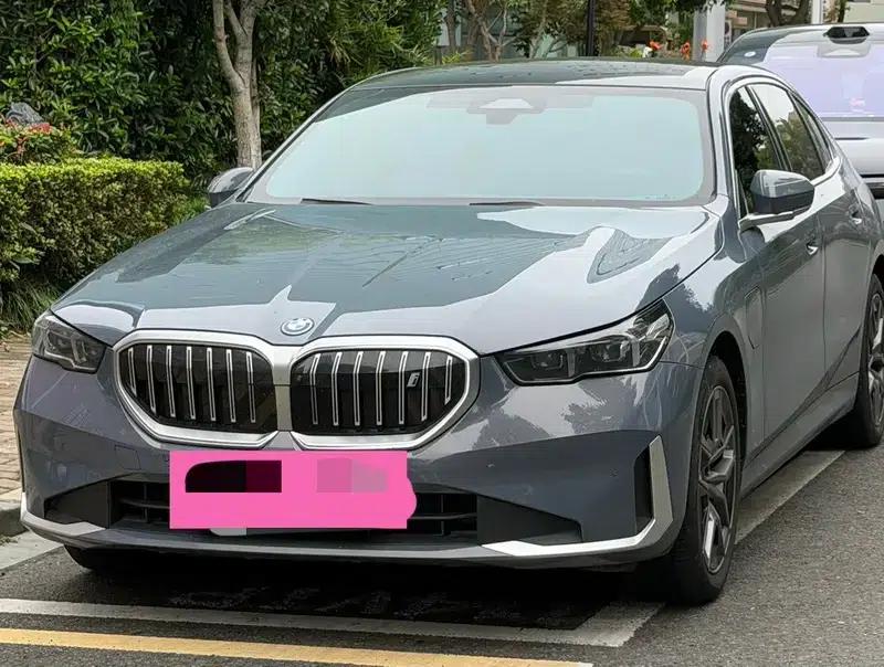 BMW i5 2024 eDrive35L Premium Luxury Package — миниатюра 1