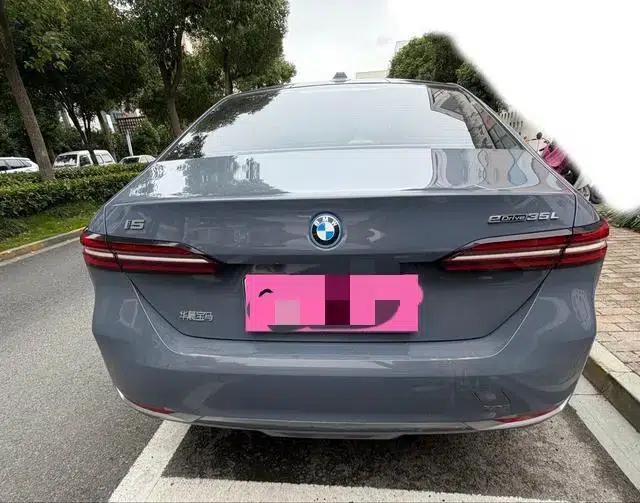 BMW i5 2024 eDrive35L Premium Luxury Package — миниатюра 3