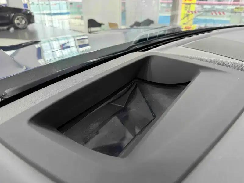 BMW iX3 2021 Facelift - Pioneer Edition — миниатюра 12