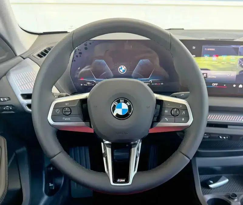 2025 BMW 2 Series 225L M Sport Package — миниатюра 10