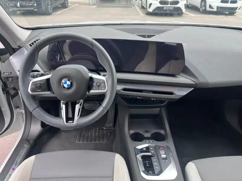 2025 BMW 2 Series 225L M Sport Package — миниатюра 7
