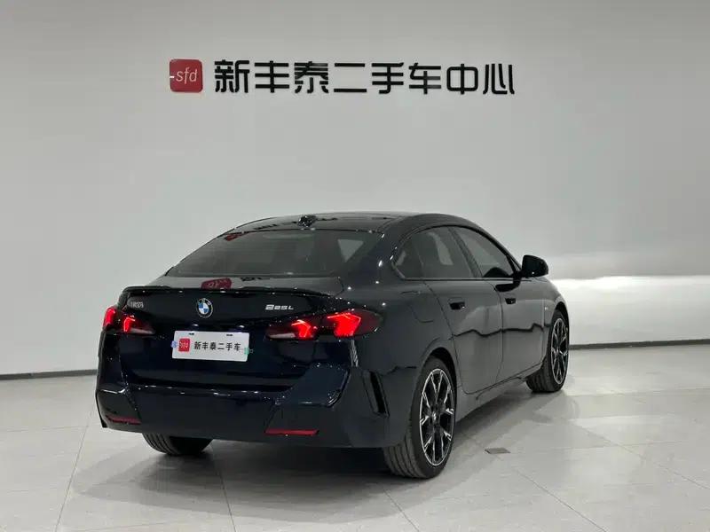 2025 BMW 2 Series 225L M Sport Shadow Edition — миниатюра 4