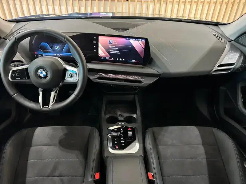 2026 BMW 2 Series 225L M Sport Shadow Edition — миниатюра 8