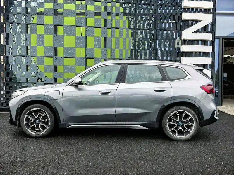 BMW iX1 2023 xDrive30L X Design Package — миниатюра 3