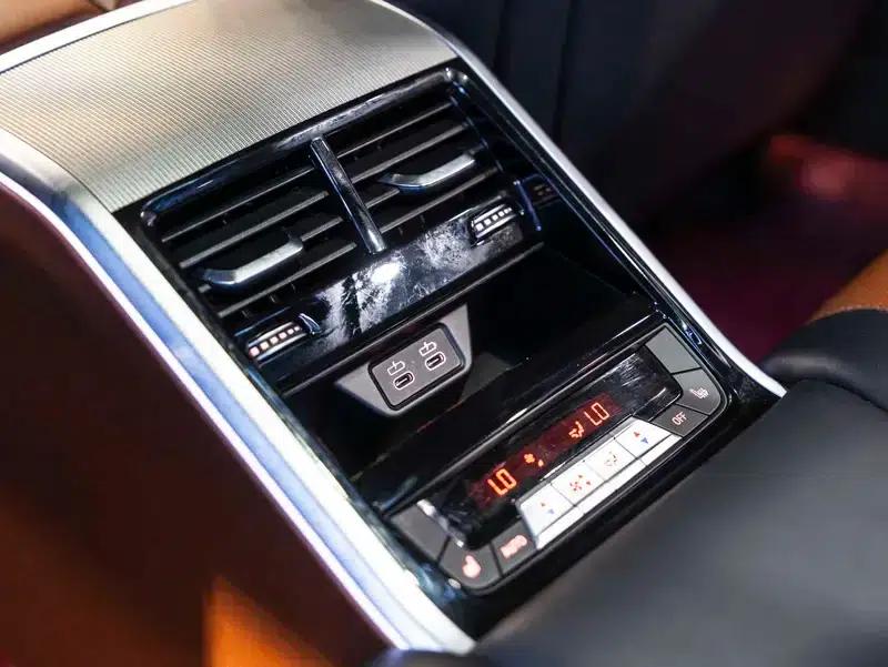 2022 BMW 8 Series 840i Gran Coupe M Sport Package — миниатюра 15