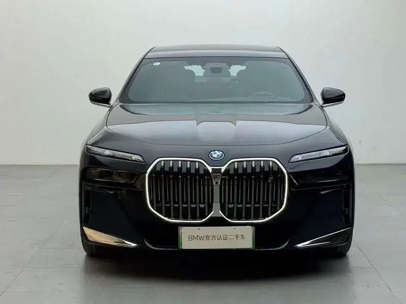 BMW i7 2023 xDrive60L Luxury Package — миниатюра 2