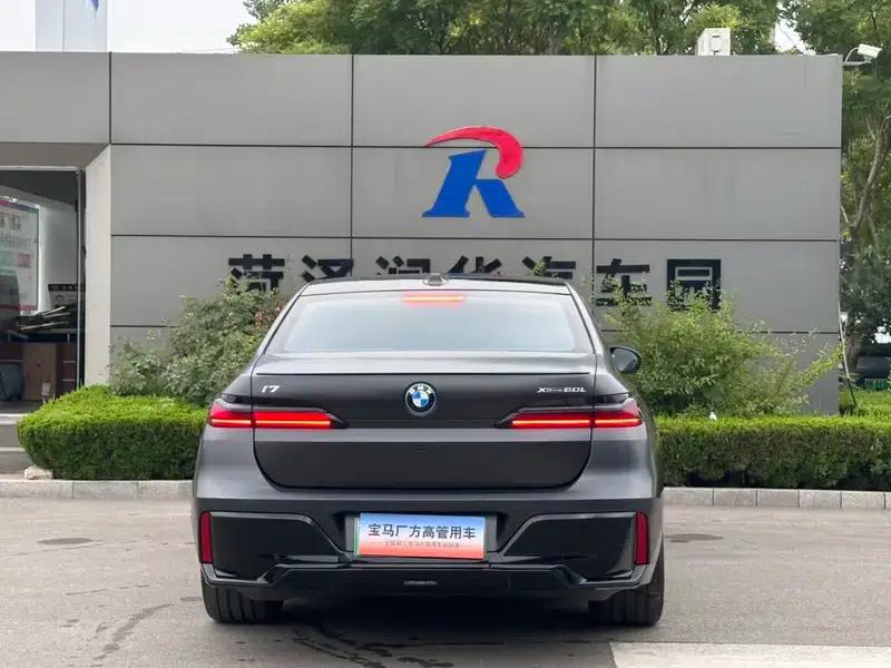 2023 BMW i7 xDrive60L M Sport Package — миниатюра 4