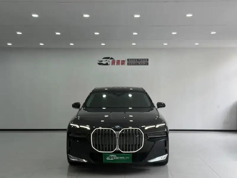 BMW i7 2023 eDrive50L Leading M Sport Package — миниатюра 2