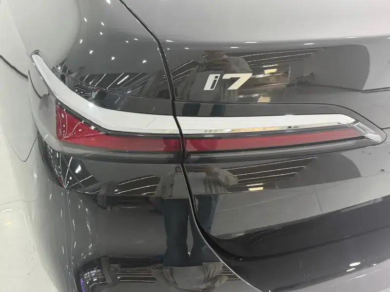 BMW i7 2023 eDrive50L Leading M Sport Package — миниатюра 4