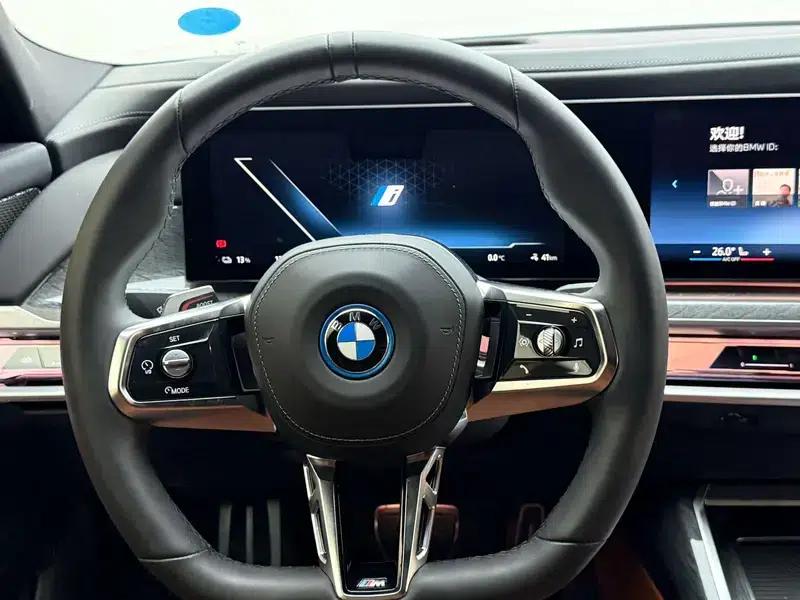 BMW i7 2023 eDrive50L Premium M Sport Package — миниатюра 14