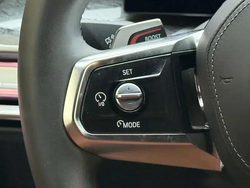 BMW i7 2023 eDrive50L Premium M Sport Package — миниатюра 15