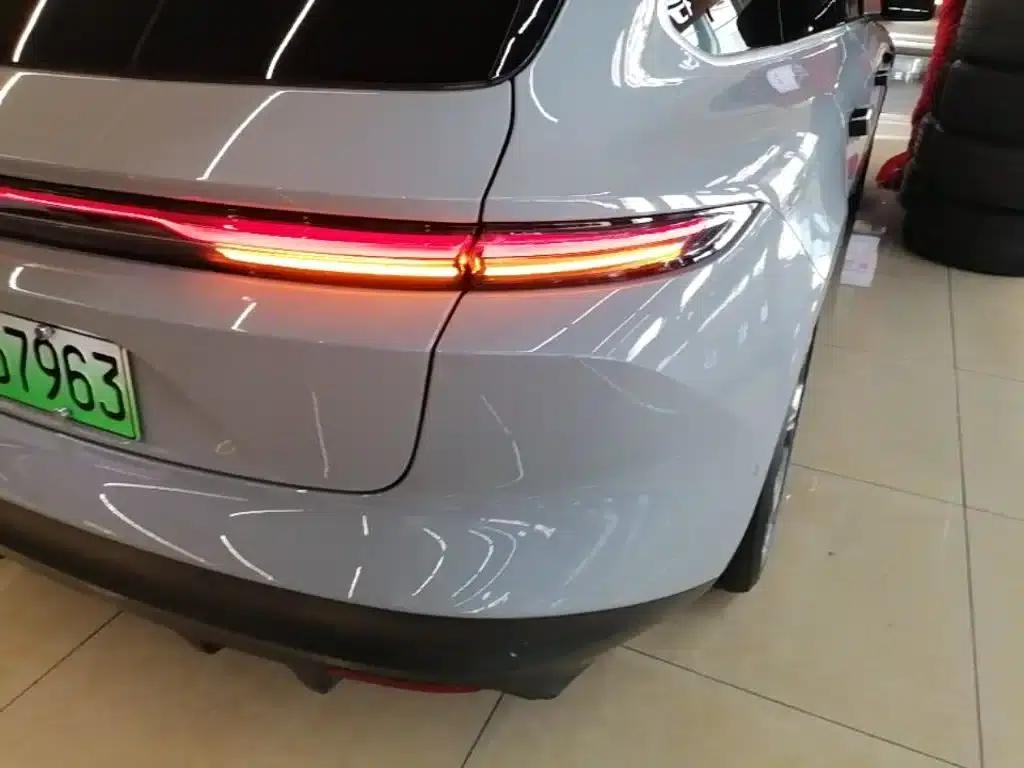 NIO ET5T 2024 Model 75kWh Touring — миниатюра 8