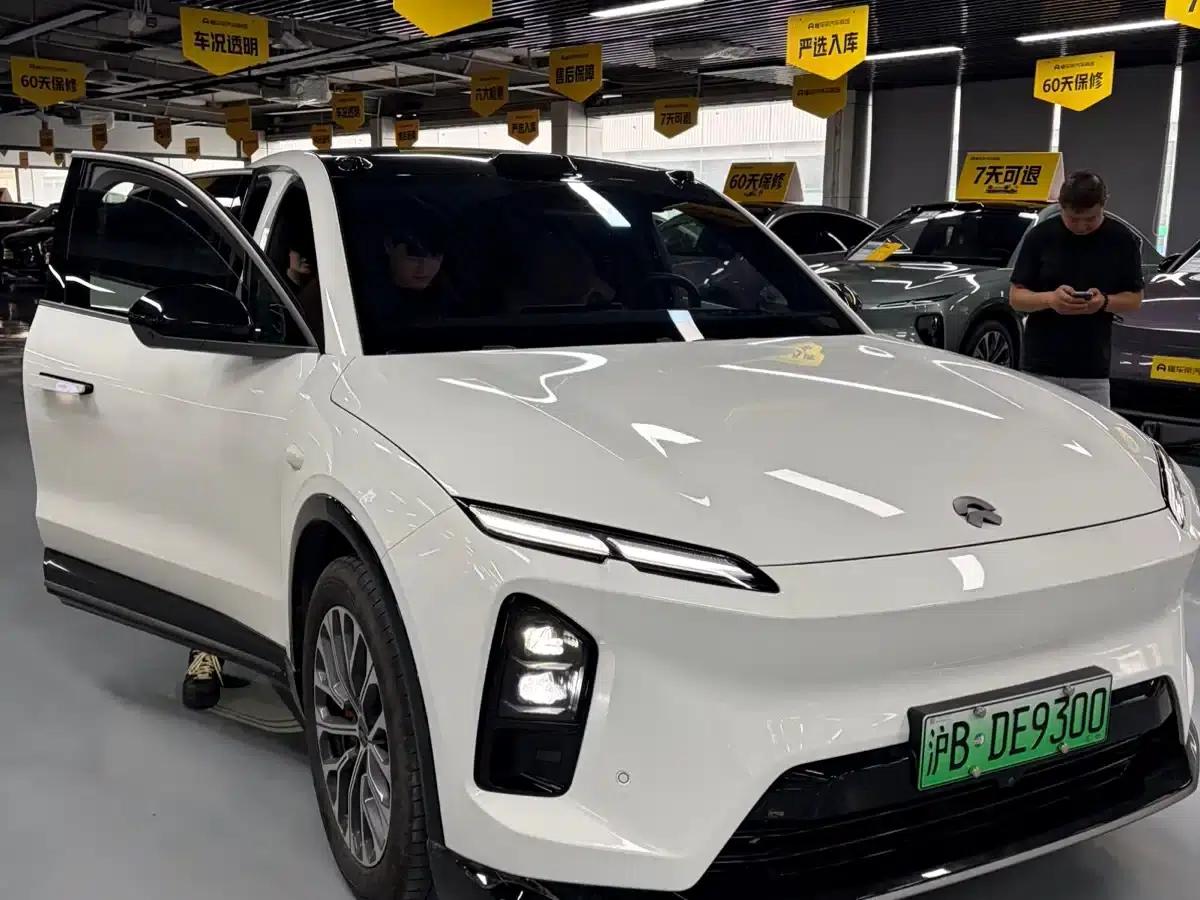 NIO EC6 2025 model 75kWh — миниатюра 3