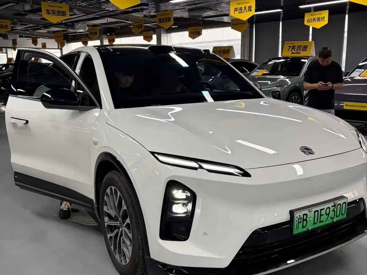 NIO EC6 2025 model 75kWh — миниатюра 4