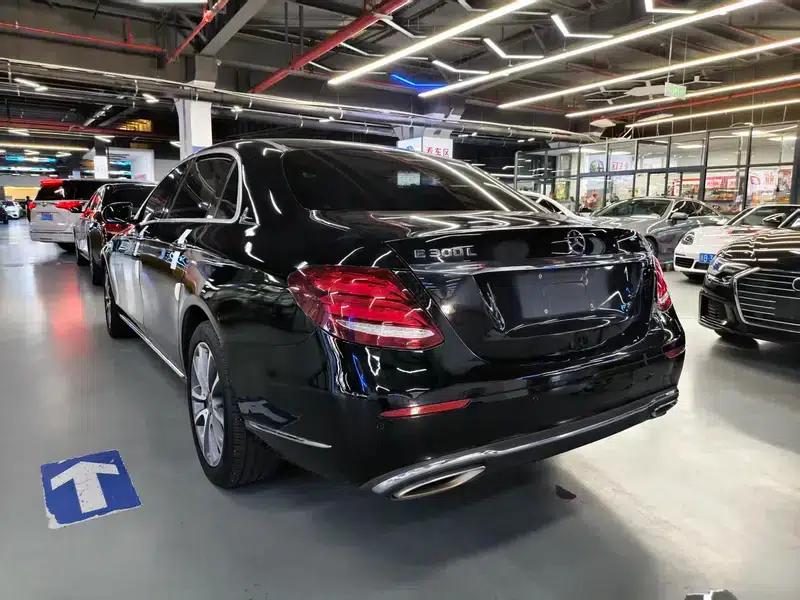 Mercedes-Benz E-Class 2019 E 300 L Fashion Edition — миниатюра 4