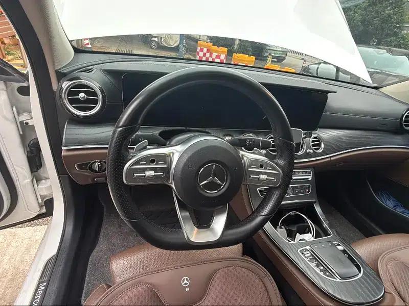 Mercedes-Benz E-Class 2019 E 200 L Sport — миниатюра 11