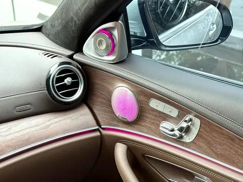 Mercedes-Benz E-Class 2020 Facelift E 300 L Special Edition — миниатюра 11