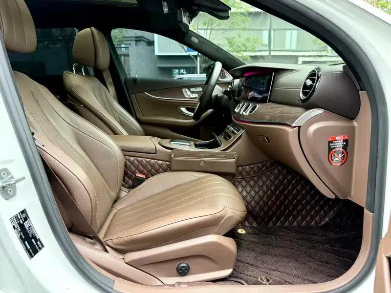 Mercedes-Benz E-Class 2020 Facelift E 300 L Special Edition — миниатюра 21