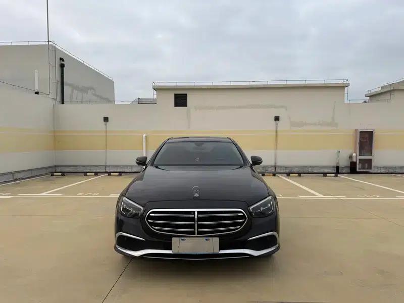 2023 Mercedes-Benz E-Class E 300 L Luxury Sedan — миниатюра 2