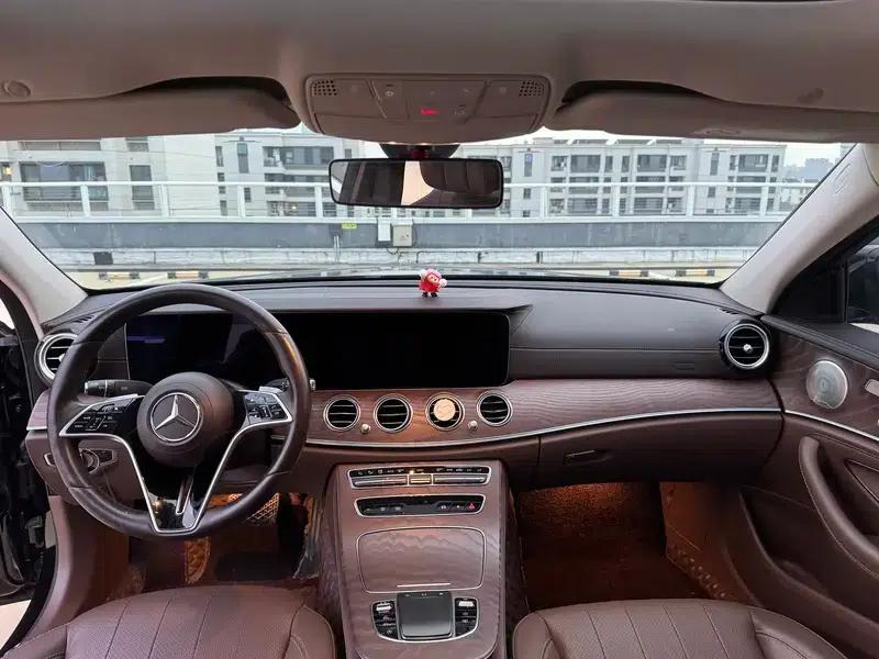 2023 Mercedes-Benz E-Class E 300 L Luxury Sedan — миниатюра 11