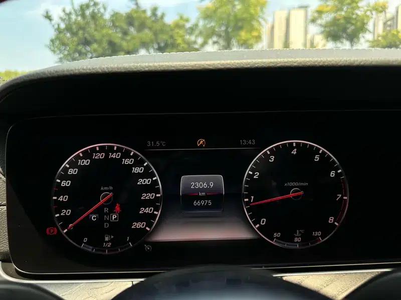Mercedes-Benz E-Class 2019 E 300 L Sport Luxury — миниатюра 21