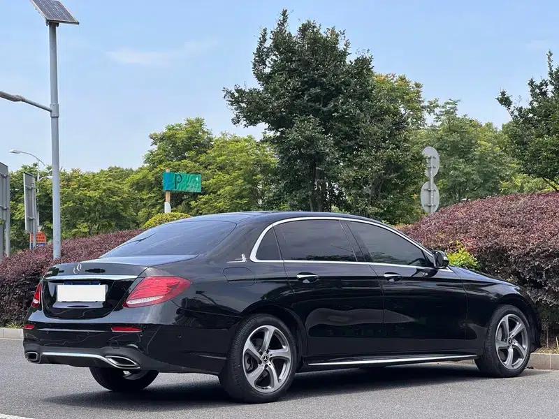Mercedes-Benz E-Class 2019 E 300 L Sport Luxury — миниатюра 4