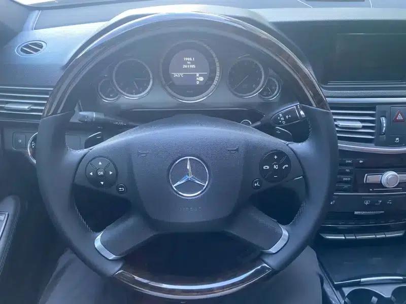 Mercedes-Benz E-Class 2010 E 300 L Fashion Edition — миниатюра 9