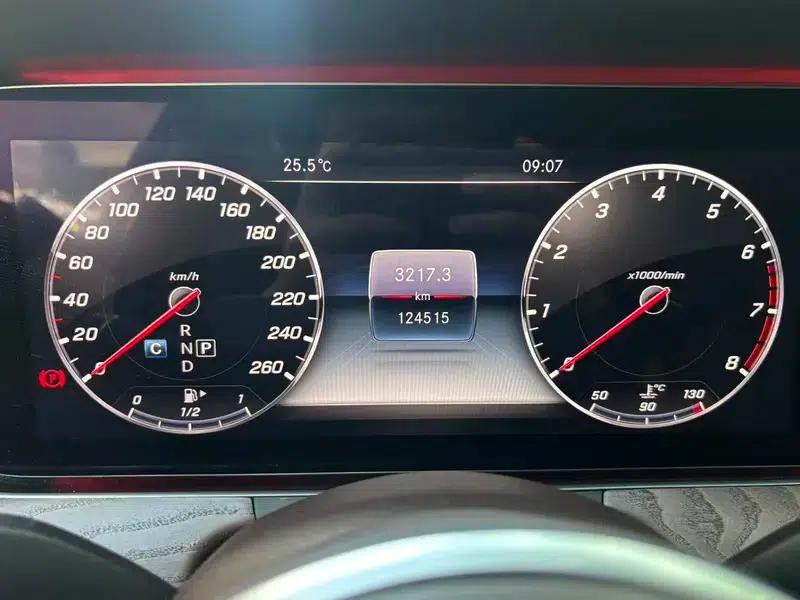 2019 Mercedes-Benz E-Class E 200 L — миниатюра 10