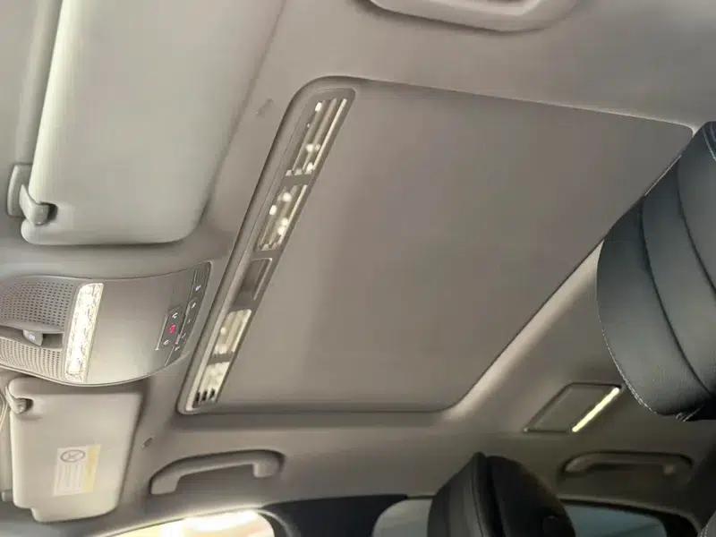 2017 Mercedes-Benz E-Class E 200 L Sport 4MATIC — миниатюра 26