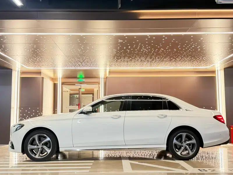 2017 Mercedes-Benz E-Class E 200 L Sport 4MATIC — миниатюра 4