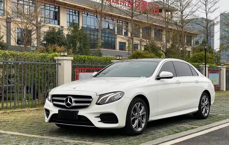 Mercedes-Benz E-Class 2020 E 300 L Sport Luxury — миниатюра 1