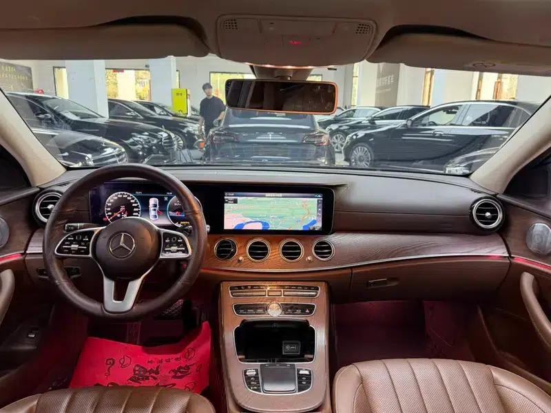 Mercedes-Benz E-Class 2020 Facelift E 300 L Special Edition — миниатюра 7