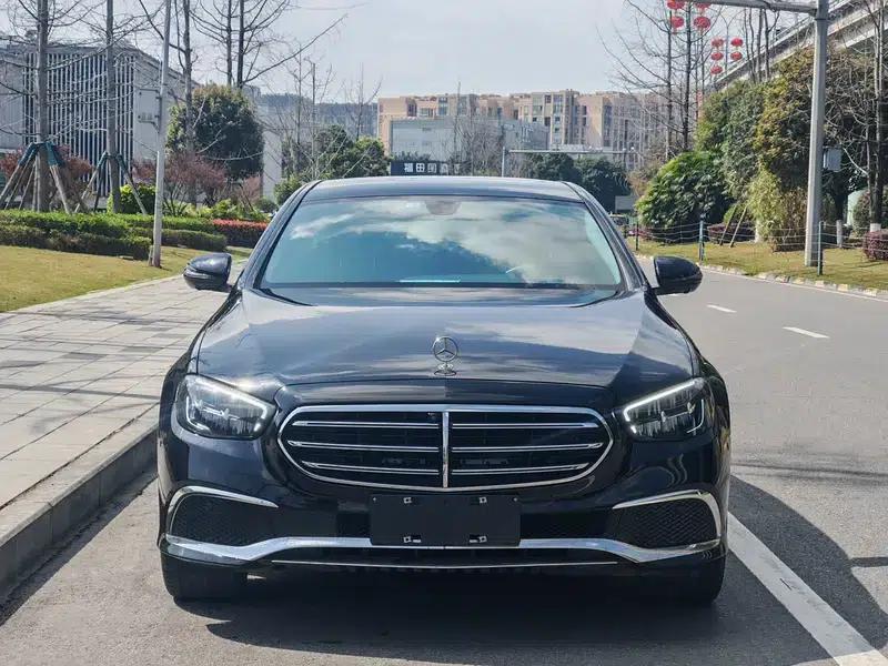 Mercedes-Benz E-Class 2023 Facelift E 300 L Luxury Sedan — миниатюра 2