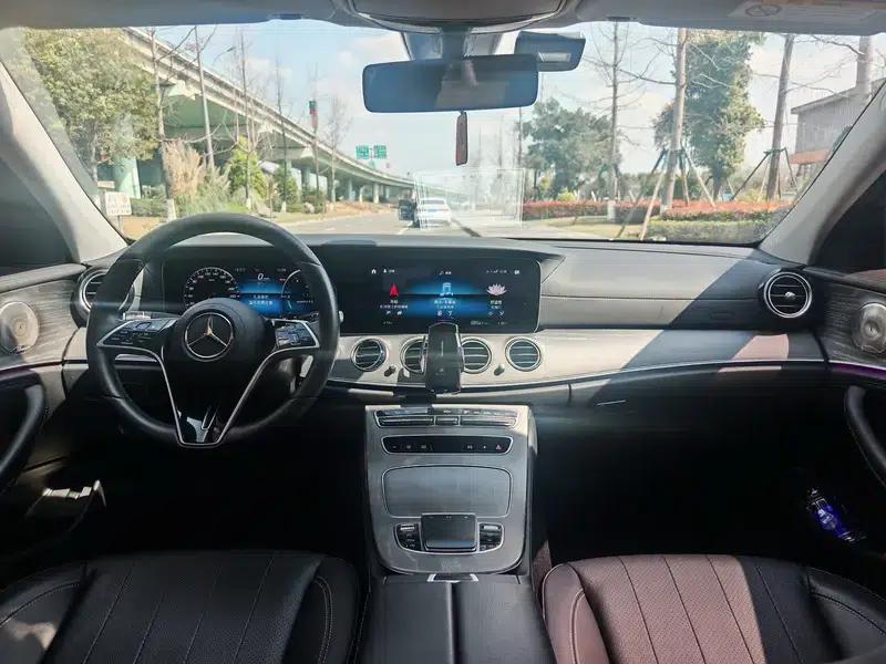 Mercedes-Benz E-Class 2023 Facelift E 300 L Luxury Sedan — миниатюра 8