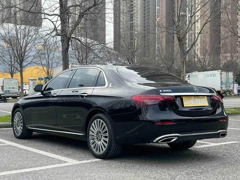 Mercedes-Benz E-Class 2022 E 300 L Fashion Sedan — миниатюра 4