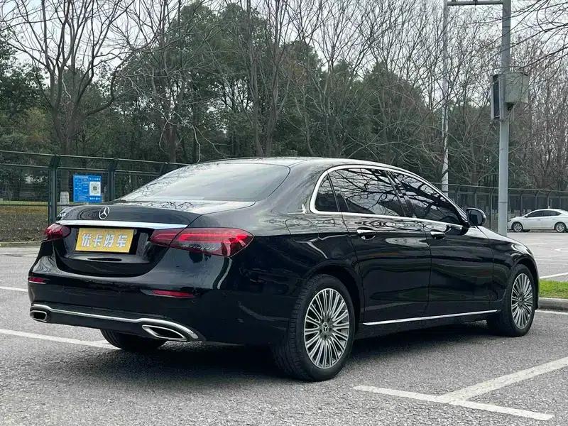 Mercedes-Benz E-Class 2022 E 300 L Fashion Sedan — миниатюра 6
