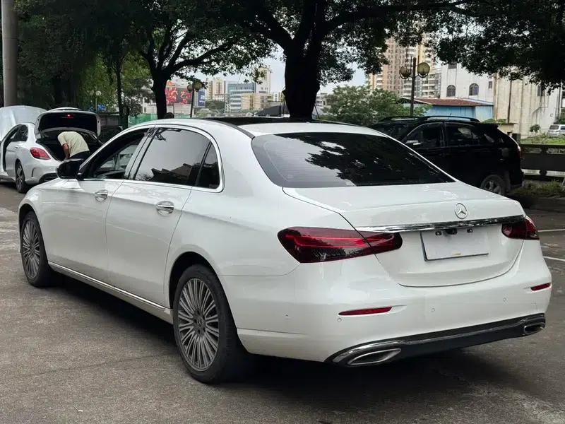 Mercedes-Benz E-Class 2021 E 300 L Luxury Sedan — миниатюра 4