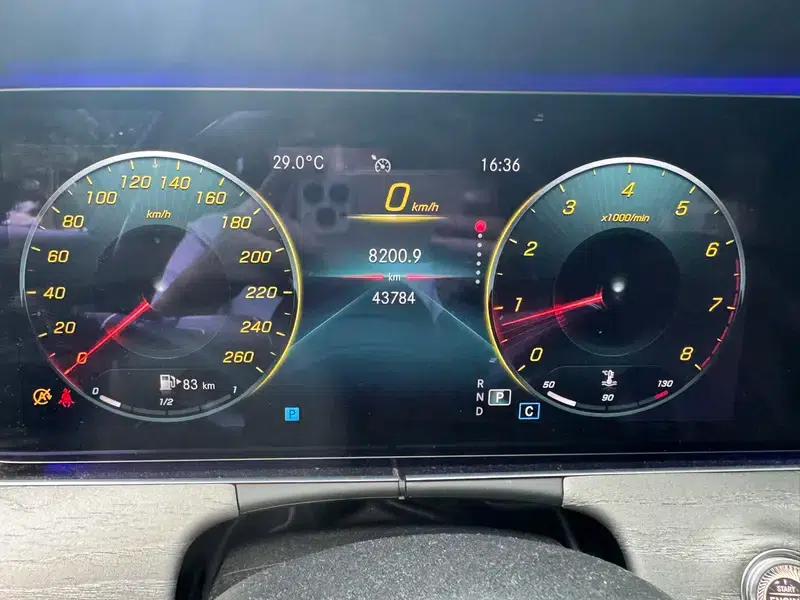 Mercedes-Benz E-Class 2021 E 300 L Luxury Sedan — миниатюра 9